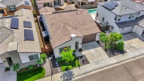 View/Area - 4158 Buckingham Ave, Clovis, CA 93619 photo 3 of 6