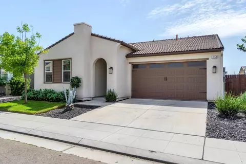 Exterior - 4158 Buckingham Ave, Clovis, CA 93619 photo 2 of 6