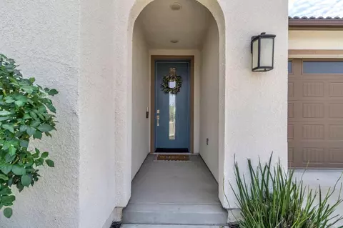 Entry Way - 4158 Buckingham Ave, Clovis, CA 93619 photo 1 of 7