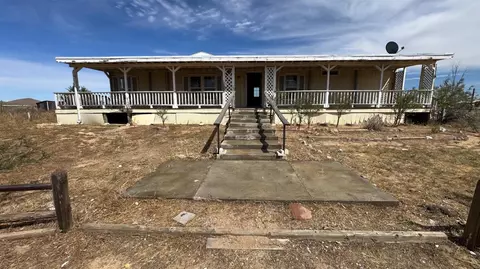 11086 Kelly St, Mojave, CA 93501
