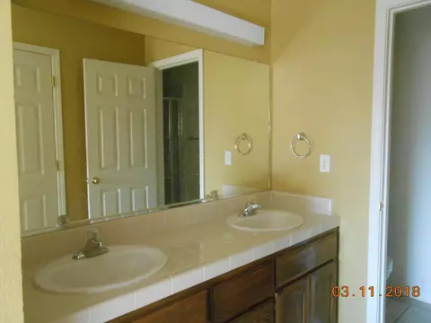1773 Erwin Ln, Yokuts Valley, CA 93675 photo 16