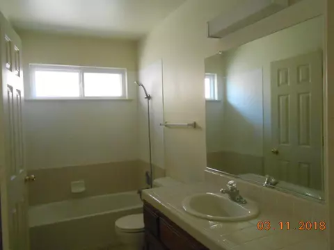1773 Erwin Ln, Yokuts Valley, CA 93675 photo 11