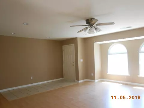 1773 Erwin Ln, Yokuts Valley, CA 93675 photo 3