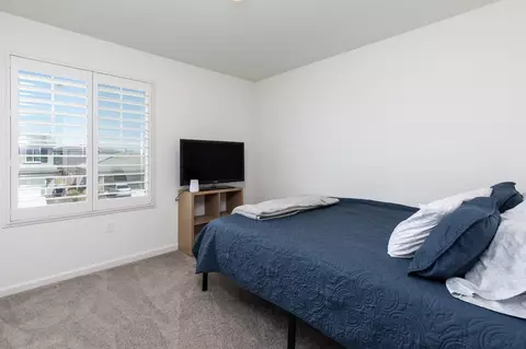 Bedroom - 1451 W Ryan Ave, Fowler, CA 93625 photo 5 of 6