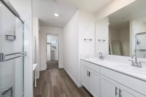 Entry Way - 1451 W Ryan Ave, Fowler, CA 93625 photo 1 of 1