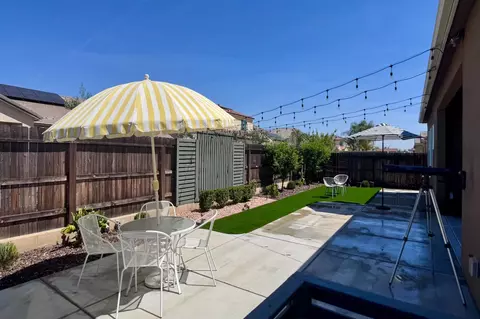 Exterior - 445 Bloom Ln, Clovis, CA 93619 photo 2 of 4