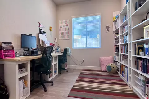 Other - 445 Bloom Ln, Clovis, CA 93619 photo 3 of 4
