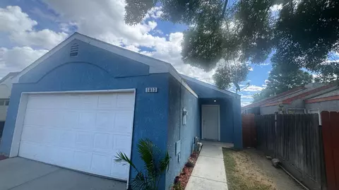 1813 Josephine Ave, Corcoran, CA 93212