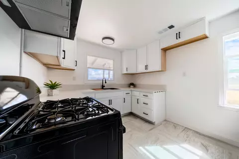 Kitchen - 2790 Boles St, Madera, CA 93637 photo 3 of 3
