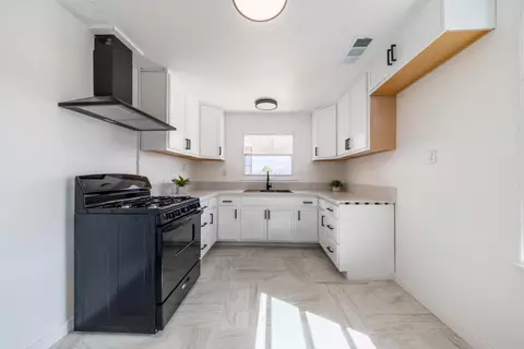 Kitchen - 2790 Boles St, Madera, CA 93637 photo 1 of 3