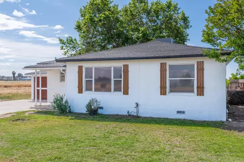 Exterior - 2790 Boles St, Madera, CA 93637 photo 3 of 6