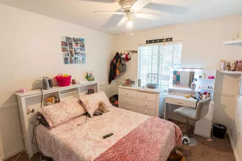 Bedroom - 2315 Magill Ave, Clovis, CA 93611 photo 3 of 8