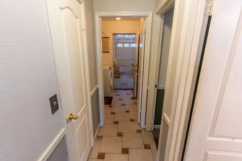 Entry Way - 2315 Magill Ave, Clovis, CA 93611 photo 5 of 5