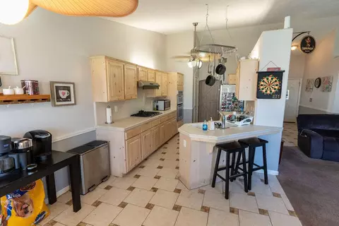 Kitchen - 2315 Magill Ave, Clovis, CA 93611 photo 3 of 4