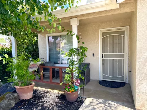 Exterior - 3501 Carson Ave, Clovis, CA 93611 photo 3 of 12