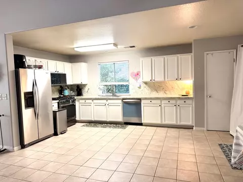 Kitchen - 3501 Carson Ave, Clovis, CA 93611 photo 1 of 2