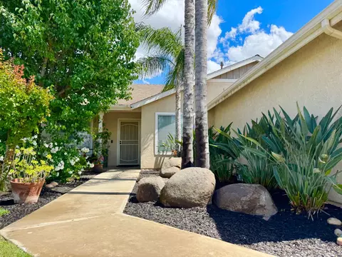 Exterior - 3501 Carson Ave, Clovis, CA 93611 photo 5 of 12