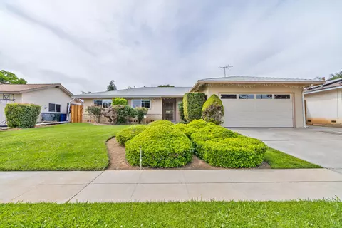 2158 E Palo Alto Ave, Fresno, CA 93710