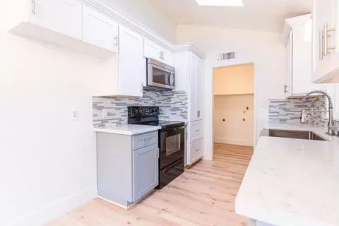 Kitchen - 3725 Eddy Ave, Clovis, CA 93612 photo 2 of 2
