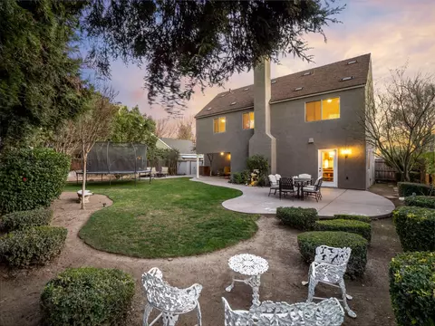 Exterior - 621 W El Paso Ave, Clovis, CA 93611 photo 11 of 12