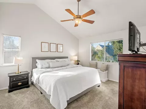 Bedroom - 621 W El Paso Ave, Clovis, CA 93611 photo 1 of 5