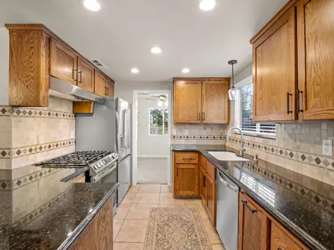 Kitchen - 621 W El Paso Ave, Clovis, CA 93611 photo 1 of 4