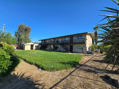 3940 E Burns Ave, Fresno, CA 93725