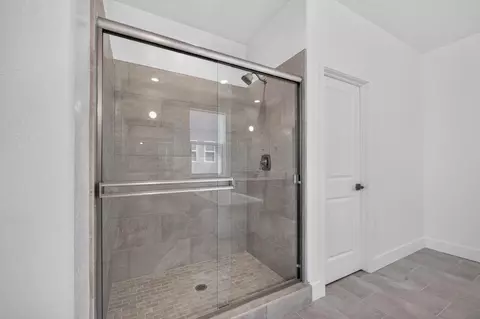Entry Way - 986 Peters Rd S, Madera, CA 93636 photo 3 of 6