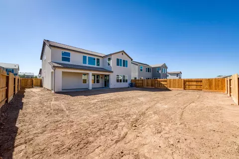 Exterior - 986 Peters Rd S, Madera, CA 93636 photo 7 of 10