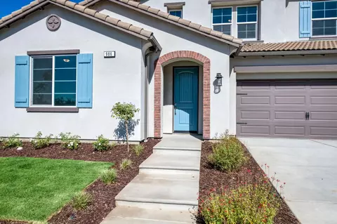 Exterior - 986 Peters Rd S, Madera, CA 93636 photo 2 of 10
