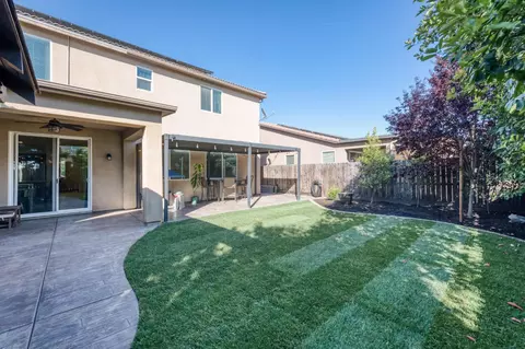 Exterior - 3606 Saginaw Ave, Clovis, CA 93619 photo 6 of 10