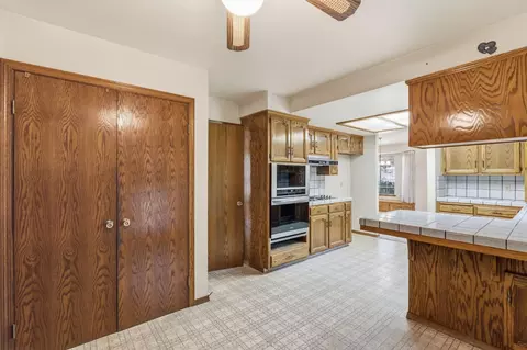 Kitchen - 19098 Deane Dr, Madera, CA 93638 photo 6 of 6