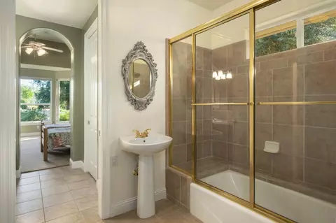 Bath - 3386 E Via Monte Verdi Ave, Clovis, CA 93619 photo 5 of 6