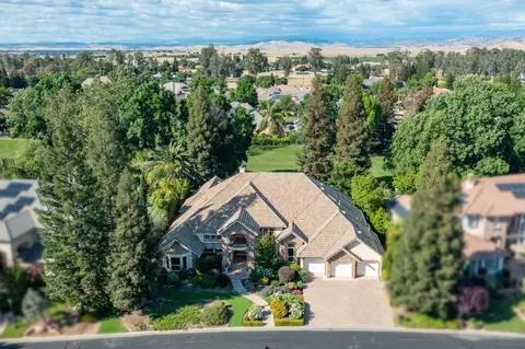 View/Area - 3386 E Via Monte Verdi Ave, Clovis, CA 93619 photo 2 of 7
