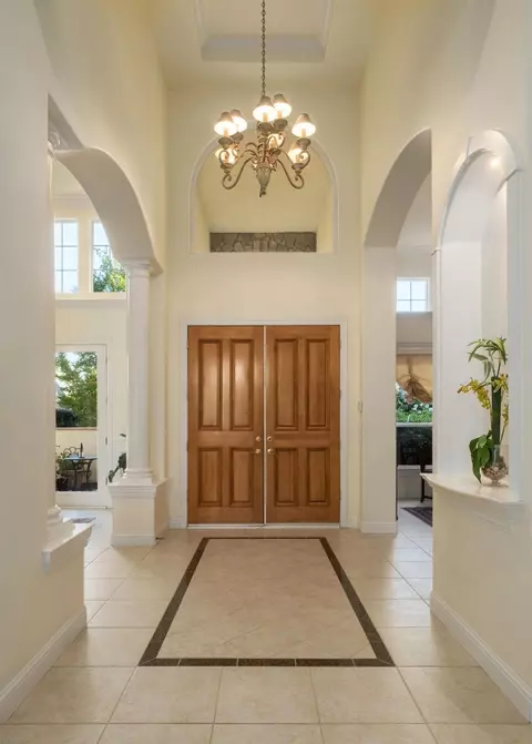 Entry Way - 3386 E Via Monte Verdi Ave, Clovis, CA 93619 photo 3 of 6
