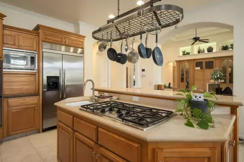 Kitchen - 3386 E Via Monte Verdi Ave, Clovis, CA 93619 photo 3 of 5