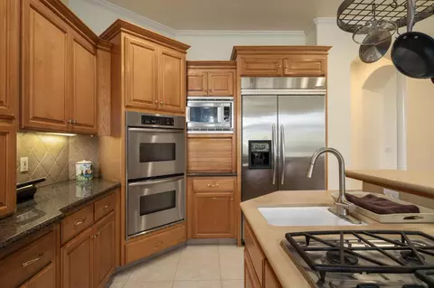 Kitchen - 3386 E Via Monte Verdi Ave, Clovis, CA 93619 photo 4 of 5
