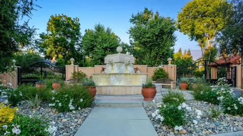 View/Area - 3386 E Via Monte Verdi Ave, Clovis, CA 93619 photo 6 of 7