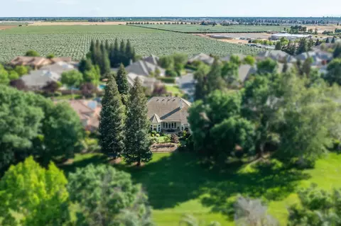 View/Area - 3386 E Via Monte Verdi Ave, Clovis, CA 93619 photo 4 of 7