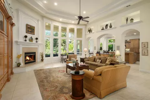 Living - 3386 E Via Monte Verdi Ave, Clovis, CA 93619 photo 1 of 6