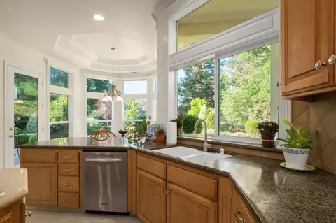 Kitchen - 3386 E Via Monte Verdi Ave, Clovis, CA 93619 photo 2 of 5