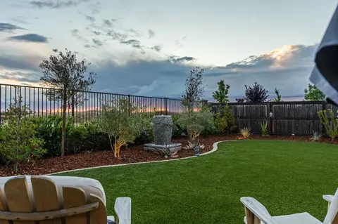 Exterior - 4530 Hillside Rd, Madera, CA 93636 photo 7 of 8