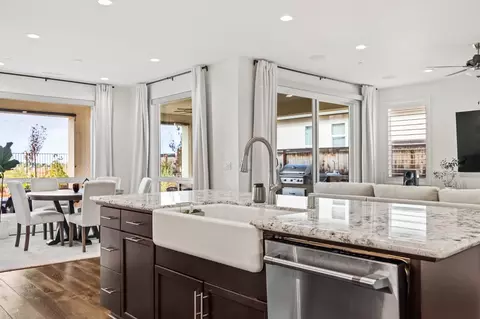 Kitchen - 4530 Hillside Rd, Madera, CA 93636 photo 4 of 7