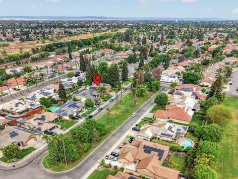 View/Area - 3505 Doubletree Way, Madera, CA 93637 photo 3 of 6