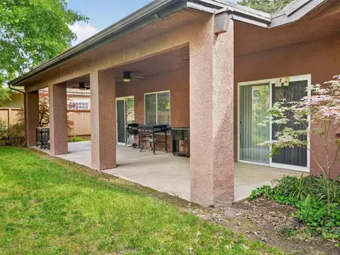 Exterior - 3505 Doubletree Way, Madera, CA 93637 photo 3 of 9
