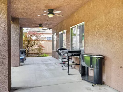 Exterior - 3505 Doubletree Way, Madera, CA 93637 photo 4 of 9