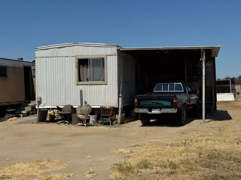 19540 W Central Ave, Kerman, CA 93630 photo 4