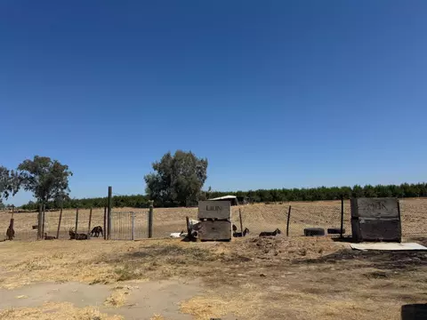19540 W Central Ave, Kerman, CA 93630 photo 5