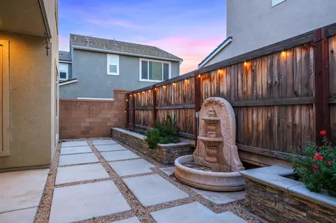 Exterior - 4228 Vineyard Dr, Madera, CA 93636 photo 6 of 6