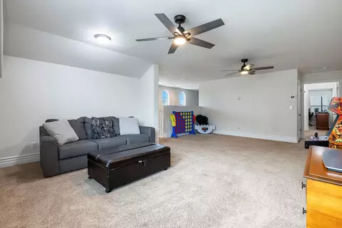 Other - 1047 Maine Ave, Clovis, CA 93619 photo 9 of 12